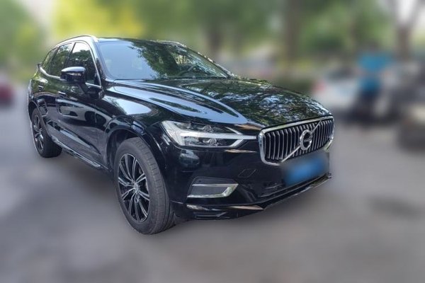 Volvo XC60 2020, 58900 км, за 21798 USD