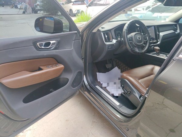 Volvo XC60 2020, 61700 км, за 18876 USD - фото 17