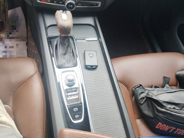 Volvo XC60 2020, 61700 км, за 18876 USD - фото 15