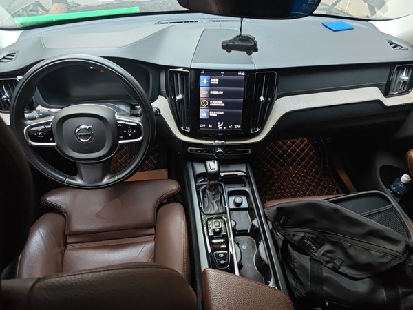Volvo XC60 2020, 81300 км, за 19614 USD - фото 6