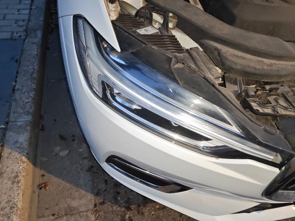 Volvo XC60 2020, 115600 км, за 18404 USD