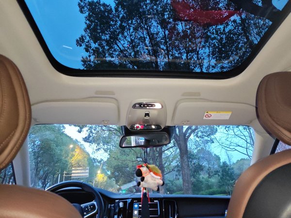 Volvo XC60 2020, 115600 км, за 18404 USD - фото 13