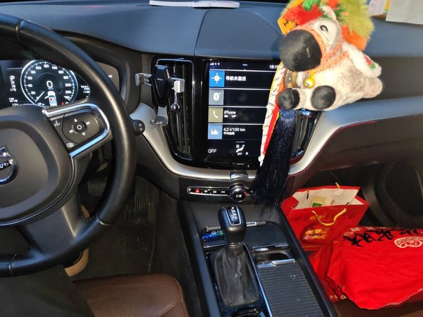 Volvo XC60 2020, 115600 км, за 18404 USD - фото 10