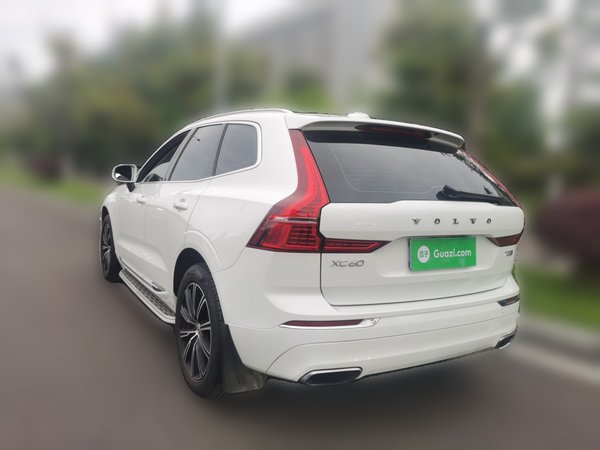 Volvo XC60 2020, 41800 км, за 20692 USD
