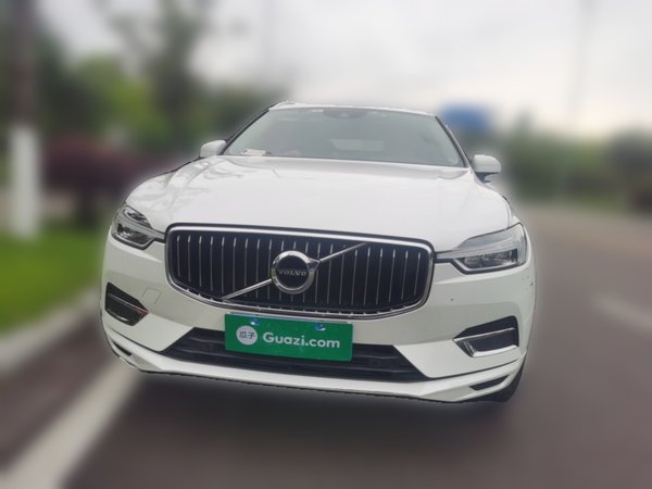 Volvo XC60 2020, 41800 км, за 20692 USD