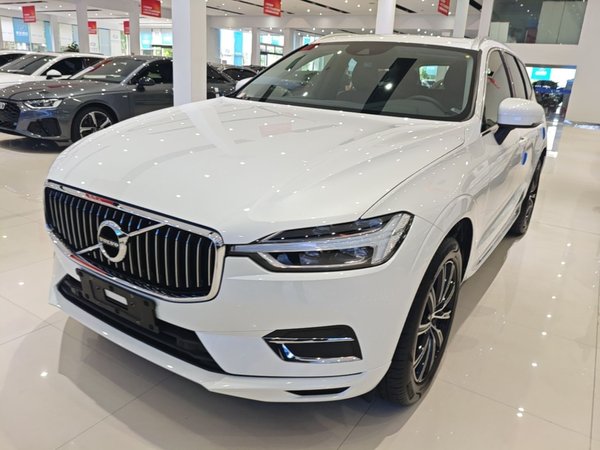 Volvo XC60 · 2020 год