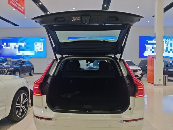 Volvo XC60 2020, 47500 км, за 21960 USD - фото 22