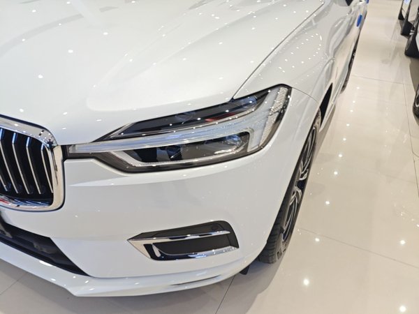 Volvo XC60 2020, 47500 км, за 21960 USD - фото 9