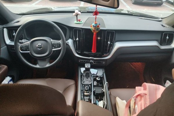 Volvo XC60 2021, 76700 км, за 17142 USD - фото 9