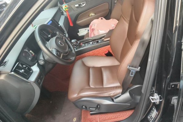Volvo XC60 2021, 76700 км, за 17142 USD - фото 15