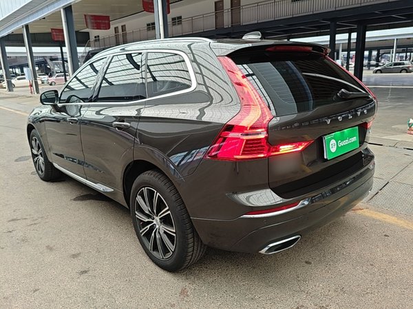 Volvo XC60 2021, 136500 км, за 19988 USD