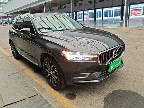 Volvo XC60 2021, 136500 км, за 19988 USD