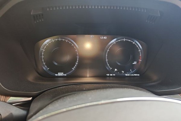Volvo XC60 2021, 62200 км, за 20033 USD - фото 10