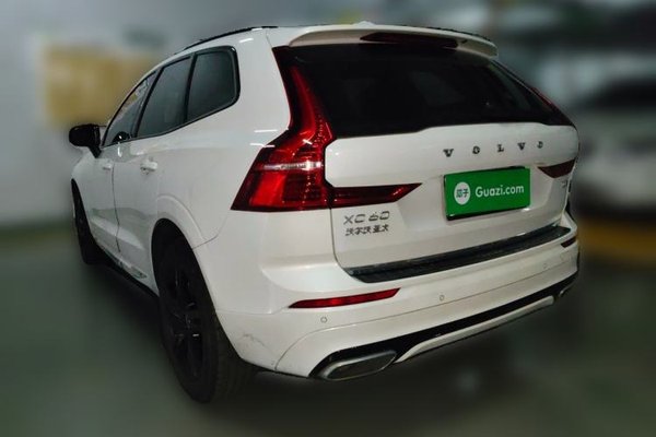 Volvo XC60 2021, 90399 км, за 18964 USD