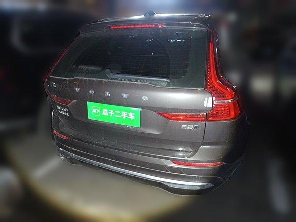 Volvo XC60 2022, 63000 км, за 23929 USD