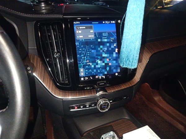 Volvo XC60 2022, 63000 км, за 23929 USD - фото 19