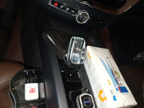 Volvo XC60 2022, 63000 км, за 23929 USD - фото 20