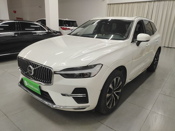 Volvo XC60 · 2023 год