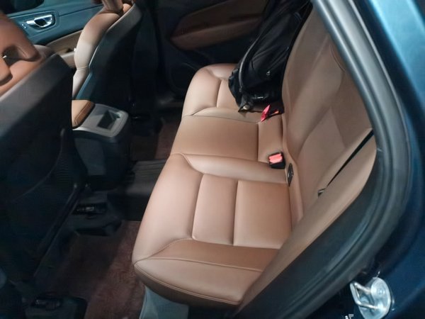 Volvo XC60 2025, 11800 км, за 26975 USD - фото 14