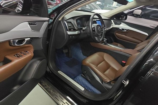 Volvo XC90 2018, 120900 км, за 21199 USD - фото 24
