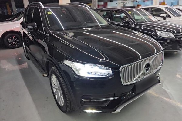 Volvo XC90 2018, 120900 км, за 21199 USD