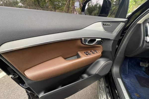 Volvo XC90 2018, 120900 км, за 21199 USD - фото 38