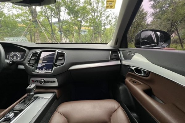 Volvo XC90 2018, 120900 км, за 21199 USD - фото 36