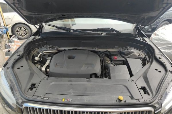 Volvo XC90 2018, 70500 км, за 26341 USD - фото 8