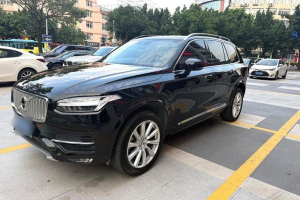 Volvo XC90 2018, 70500 км, за 26341 USD