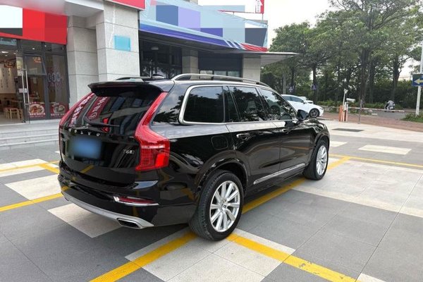 Volvo XC90 2018, 70500 км, за 26341 USD