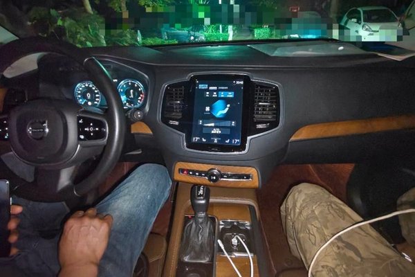 Volvo XC90 2019, 187300 км, за 17714 USD - фото 9