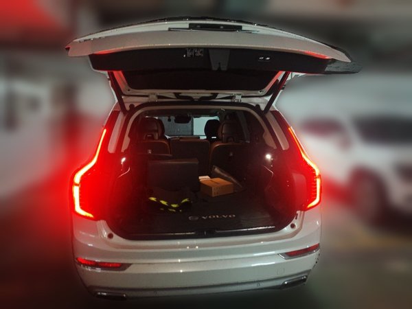 Volvo XC90 2019, 52500 км, за 33780 USD