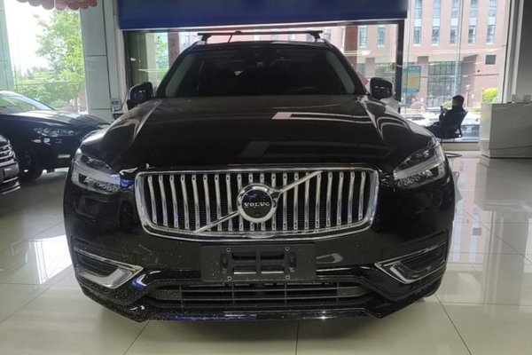 Volvo XC90 2020, 77000 км, за 37694 USD
