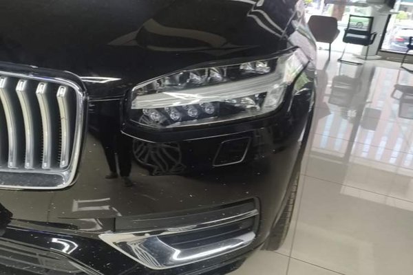 Volvo XC90 2020, 77000 км, за 37694 USD - фото 9