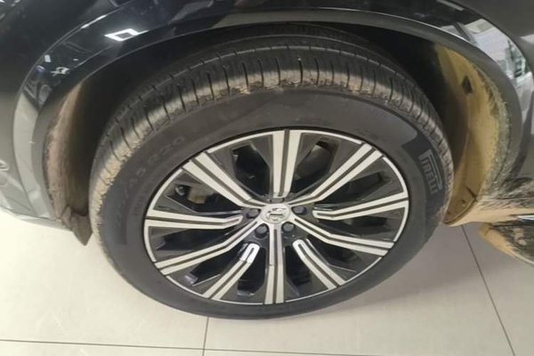 Volvo XC90 2020, 77000 км, за 37694 USD - фото 8