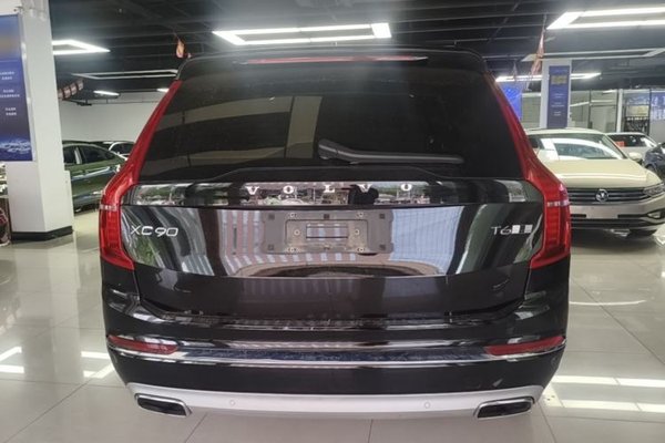 Volvo XC90 2020, 77000 км, за 37694 USD