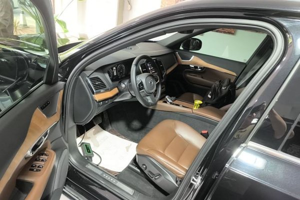 Volvo XC90 2022, 108699 км, за 31251 USD - фото 19