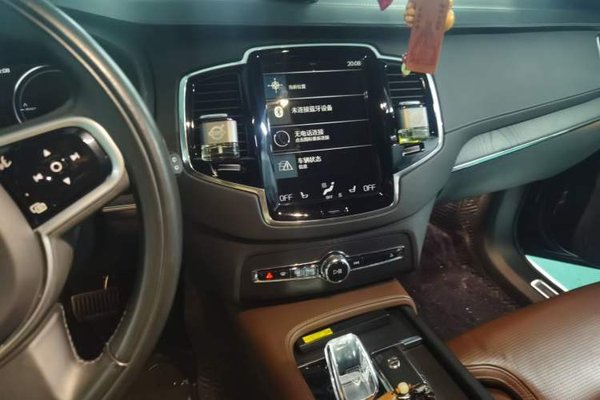 Volvo XC90 New Energy 2021, 103600 км, за 32609 USD - фото 29