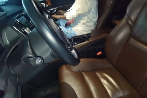 Volvo XC90 New Energy 2021, 103600 км, за 32609 USD