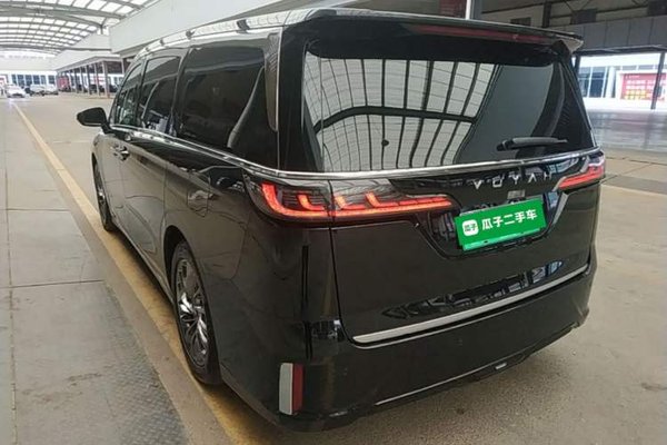 VOYAH Dream 2022, 35200 км, за 29407 USD