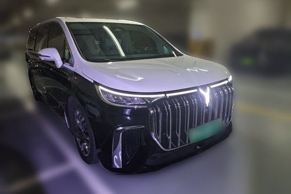 VOYAH Dream 2024, 40500 км, за 31203 USD