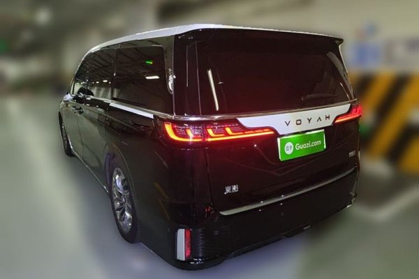 VOYAH Dream 2024, 40500 км, за 31203 USD