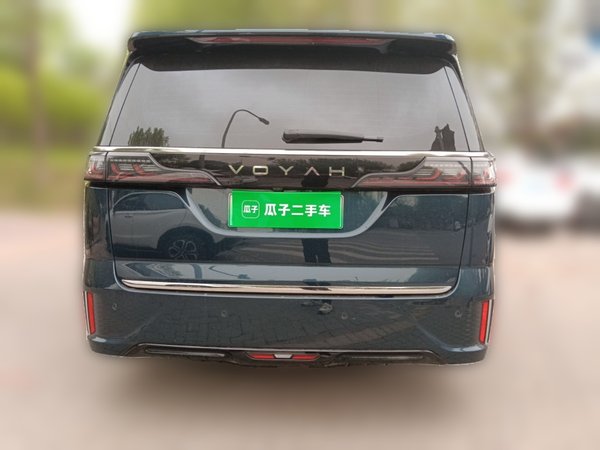 VOYAH Dream · 2025 год