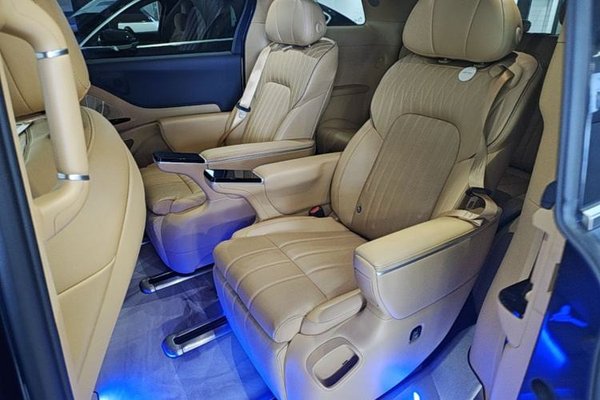 VOYAH Dream 2025, 24600 км, за 38360 USD