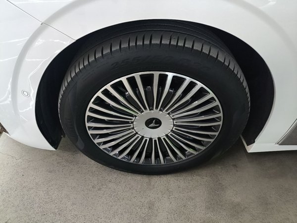 VOYAH Dream 2025, 31400 км, за 39272 USD
