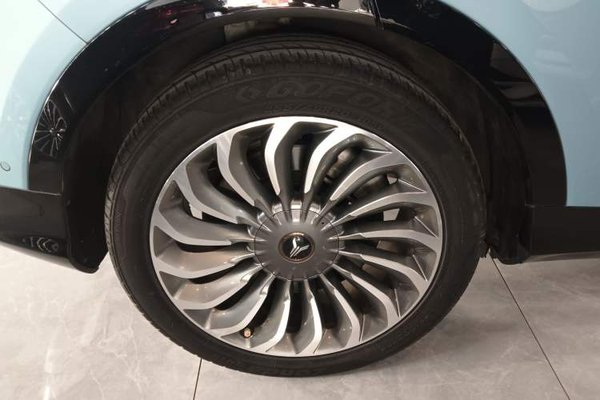 VOYAH FREE 2021, 49300 км, за 15572 USD