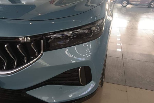 VOYAH FREE 2021, 49300 км, за 15572 USD