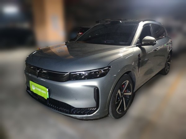 VOYAH FREE · 2025 год