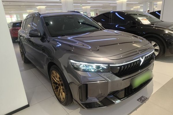 VOYAH FREE 2025, 7400 км, за 26252 USD