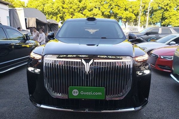 VOYAH Titan 2026, 7500 км, за 51423 USD